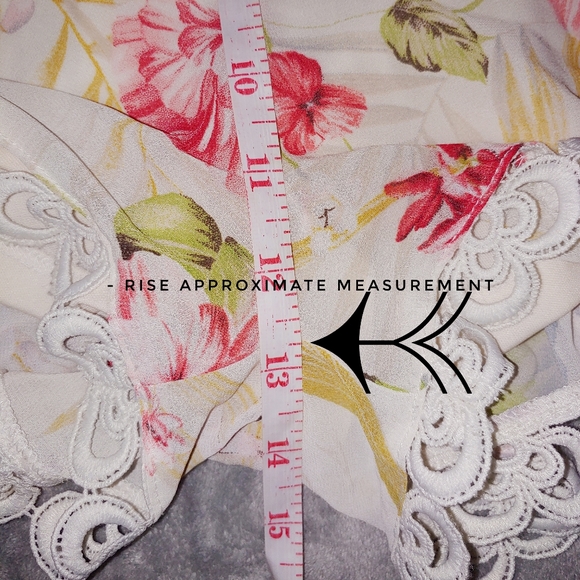 High waisted flowy floral shorts - Picture 7 of 7